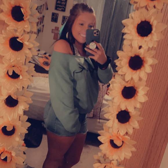 alexismgold